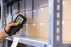 Moduł logistyki – skanowanie i wprowadzanie do programu Plan-de-CAMpagne dostarczonych na magazyn materiałów oraz wykonanych na produkcji gotowych elementów